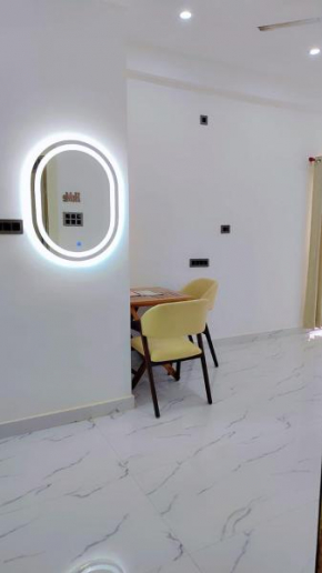 1BHK Suite-201 at Kanti Villa near Ghats and Temples